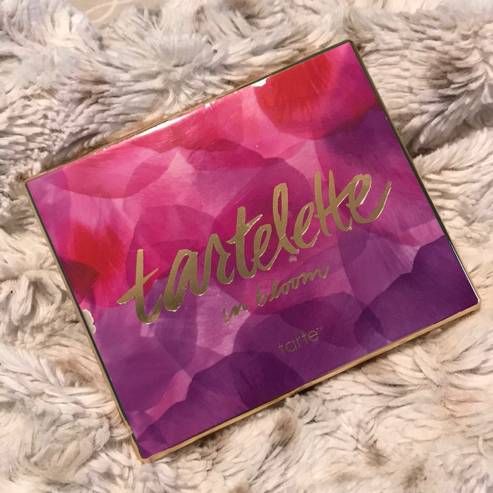Tarte- Tartelette in Bloom palette